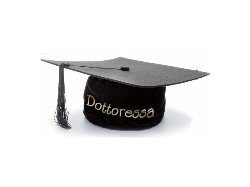 CAPPELLO DIPLOMA DOTTORESSA - Acquista online su